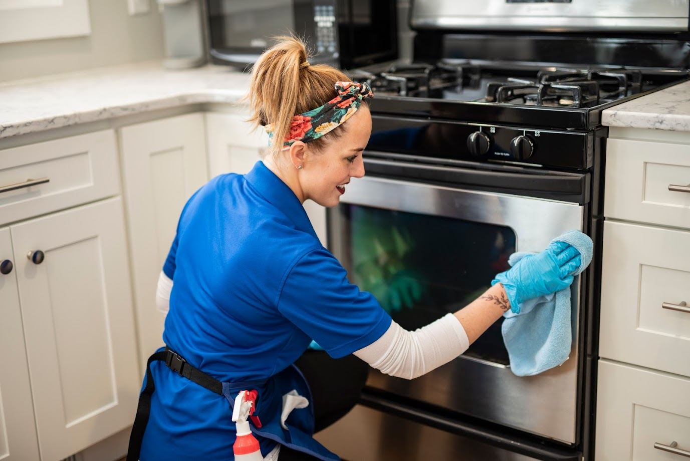 Deep cleaning kitchen